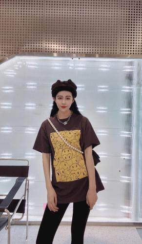 现货～韩版笑脸T，白色，深灰色，粉色，~均码，女装，LOVELS