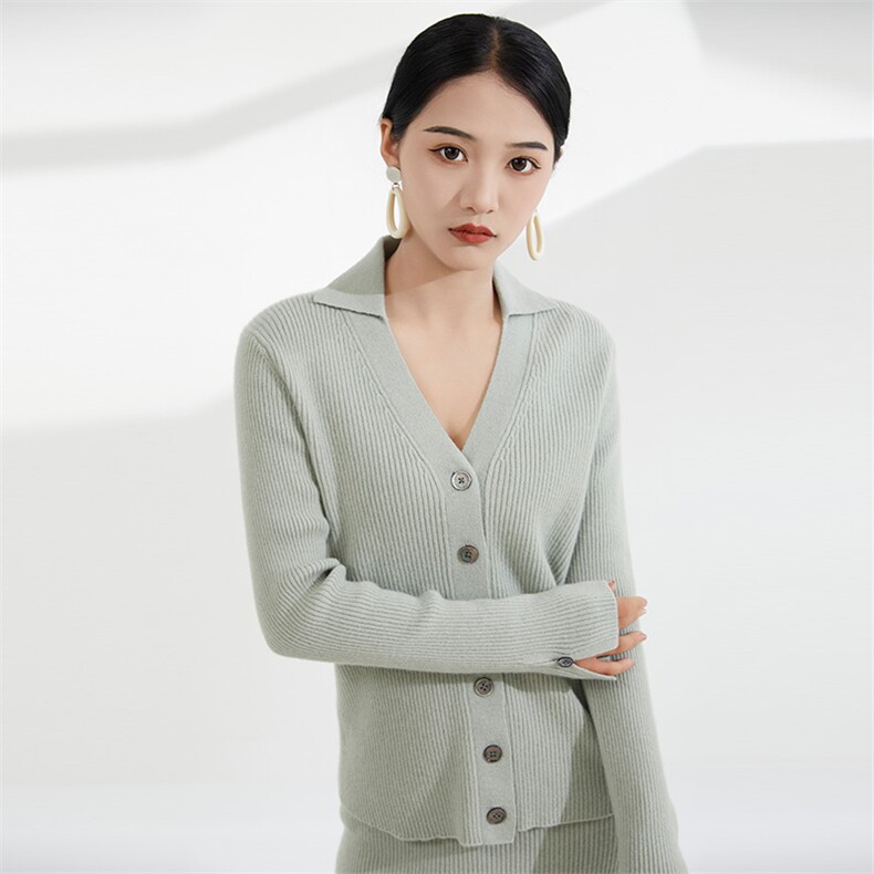 时尚V领显瘦百搭纯色上衣简约半身裙通勤两件套,女装套装/套裙,恒爱羊绒