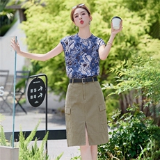 青花瓷印花短袖工装风口袋半裙显瘦A字牛仔裙2026年夏季，女装套装/套裙，布依丽人