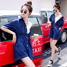 2022夏季新款简约时尚个性气质翻领抽绳收腰显瘦牛仔连体短裤，女装连体裤，瑶迪依秀