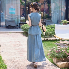 时尚牛仔套装裙女2025夏新款韩系显瘦气质无袖上衣半身裙两件套，女装套装/套裙，慕依路