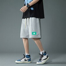 灰色