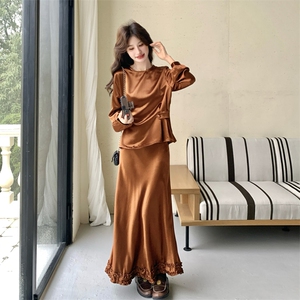 新品 2026绸缎套装两件套上衣+半身裙2C116=6611-P179-K288图片