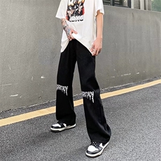 黑色