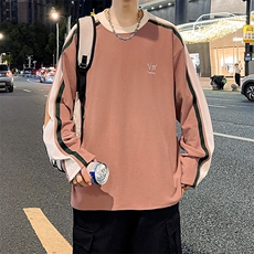 砖红色