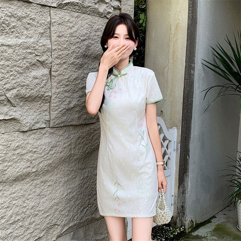 现货2024改良旗袍连衣裙年轻款女夏季新中式高级感禅意碎花裙,商品下架区,韩然一族