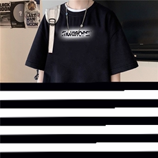 黑色