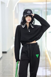 卡菲莱2022年新款女装翻领卫衣女春季新款短款Polo衫图片