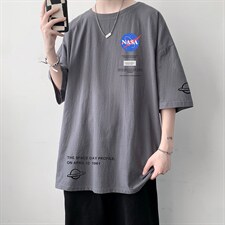 灰色