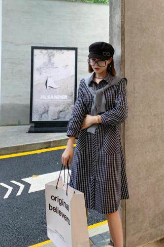 秋季新款披肩连衣裙，女装连衣裙，芯俪歌 芭绯