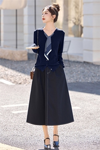 韩系慵懒松弛感针织开衫丝巾领吊带裙套装2025新女秋牛仔裙两件套图片