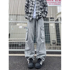 浅蓝色