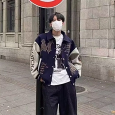 藏青色