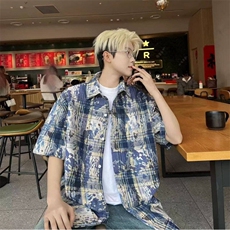 蓝色