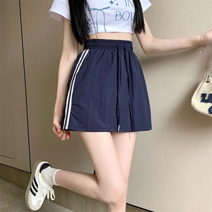 设计感小众工装半身裙女夏季松紧腰a字裤裙宽松显瘦休闲短裙图片