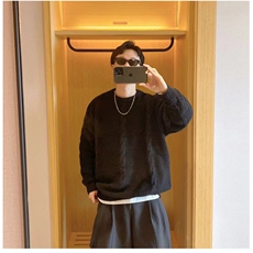 黑色