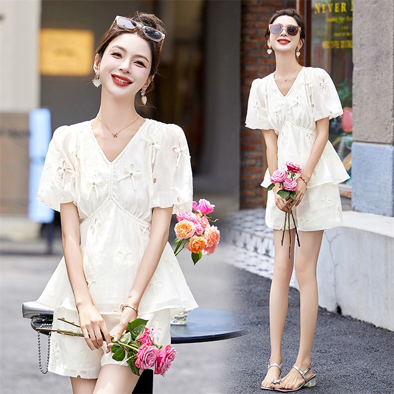 法式蝴蝶小香风套装2024年夏季绣花镂空蝴蝶结亮钻短裤两件套套装，女装套装/套裙，奕薇雅