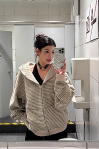 早秋装连帽卫衣女春秋季韩版宽松初秋薄款短款小个子条纹开衫外套图片