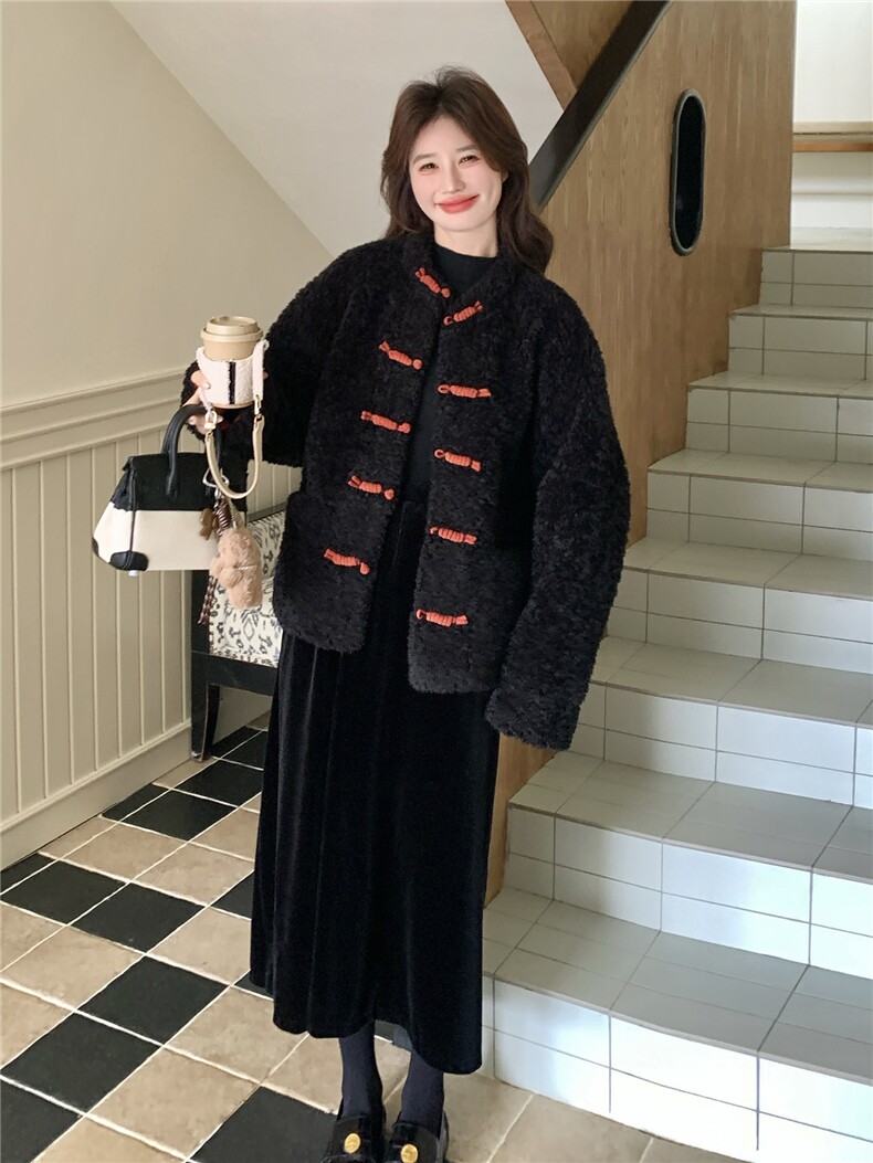 高级感新中式盘扣拼接皮毛外套女2026冬季新款时尚百搭小个子上衣,女装羊羔毛/颗粒绒,艾米莉亚