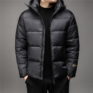 冬季羽绒服男青年短款加厚保暖时尚潮流简约白鸭绒连帽外套潮服图片