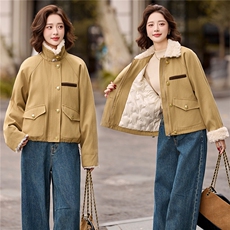 拼毛绒派克羽绒服女2025冬季新款小个子超好看洋气短款白鸭绒外套，女装羽绒服，流量+