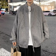 灰色