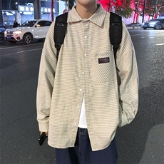 卡其色