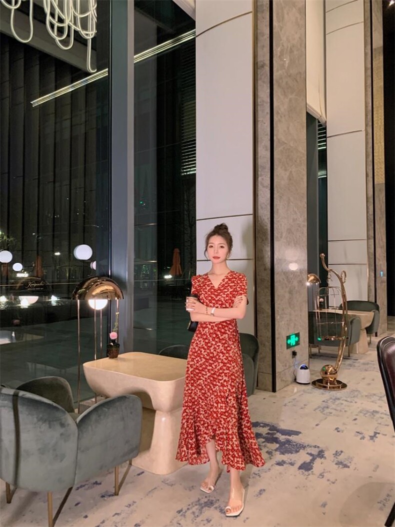 夏季新款连衣裙，女装连衣裙，早颜