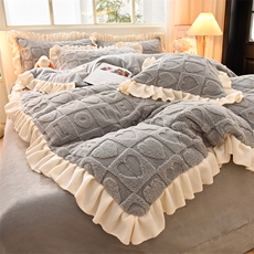 新款塔芙绒爱心+格子款四件套，床品套件，一起卖家纺