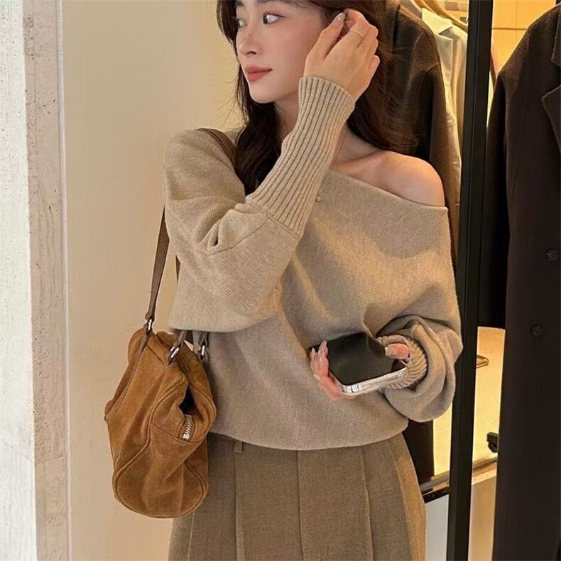 女士时尚潮流蝙蝠袖纯毛一字领套头毛衣，女装针织衫/毛衣，米咔羊绒