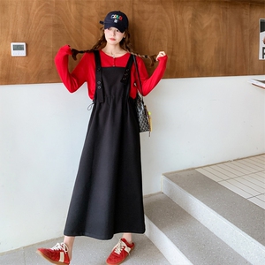 休闲减龄收腰黑色背带裙连衣裙女春秋2025新款学院风洋气流行爆款图片
