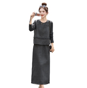 灰色休闲时尚套装裙女2025秋季新款法式今年流行马甲半身裙两件套图片