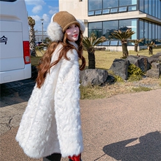 白色短款毛绒绒外套女2025冬季新款仿皮草泰迪大衣宽松保暖上衣，女装皮草，2C218