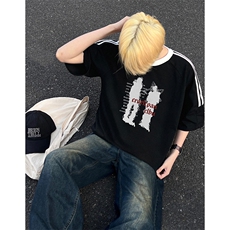 黑色