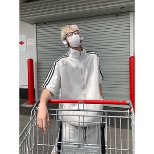 胖胖哥港风潮流三条杠短纯色袖t恤男夏季大码宽松百搭休闲五分裤图片
