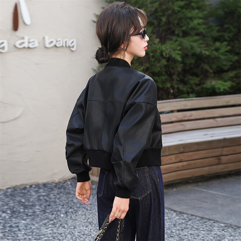 2024新款海宁皮衣女短款棒球服仿真绵羊皮夹克蝙蝠宽松拼接外套,女装皮衣,江南女神