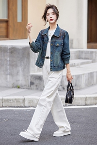 牛仔外套女新款2024年春秋季韩版设计感气质洋气小个子百搭上衣图片