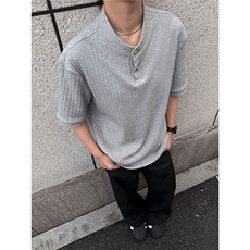灰色