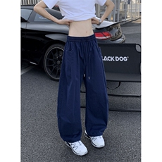 藏青色