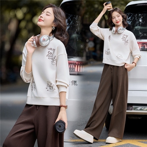 咖色刺绣套头卫衣套装女休闲百搭运动两件套直筒卫裤休闲秋装图片