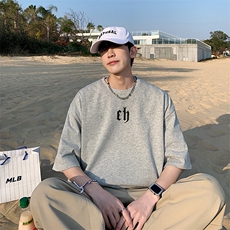 浅灰色