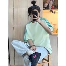 抖音得物品质二开240克宽松纯棉美式潮牌印花三条杠中性风短袖T恤，男装T恤，电商A486