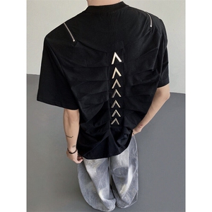 25设计感立体脊背男士金属重工立体裁剪男士短袖T恤dx246-p88,黑t恤蓝裙子搭配图片