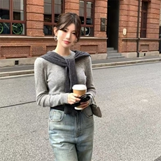 百搭短款圆领长袖圆领纯色羊毛，女装羊毛衫，旭驰羊绒