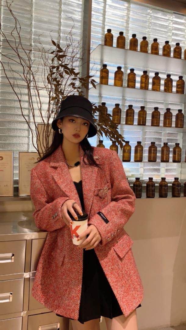 欧货尼外套，其它，艾蔚儿