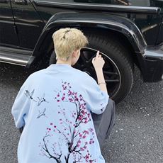 天蓝色