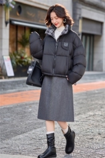 时尚格子拼接立领短款羽绒服女2025冬季新款洋气小个子白鸭绒外套，女装羽绒服，涵墨