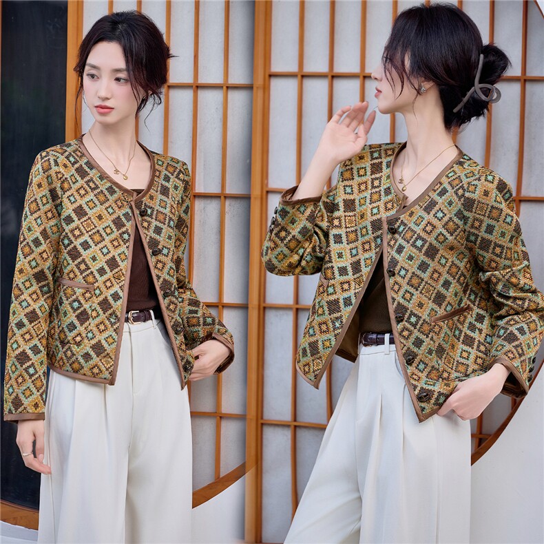 2025年秋季新款民族风粗花呢外套复古风呢大衣，女装短外套，慕依路