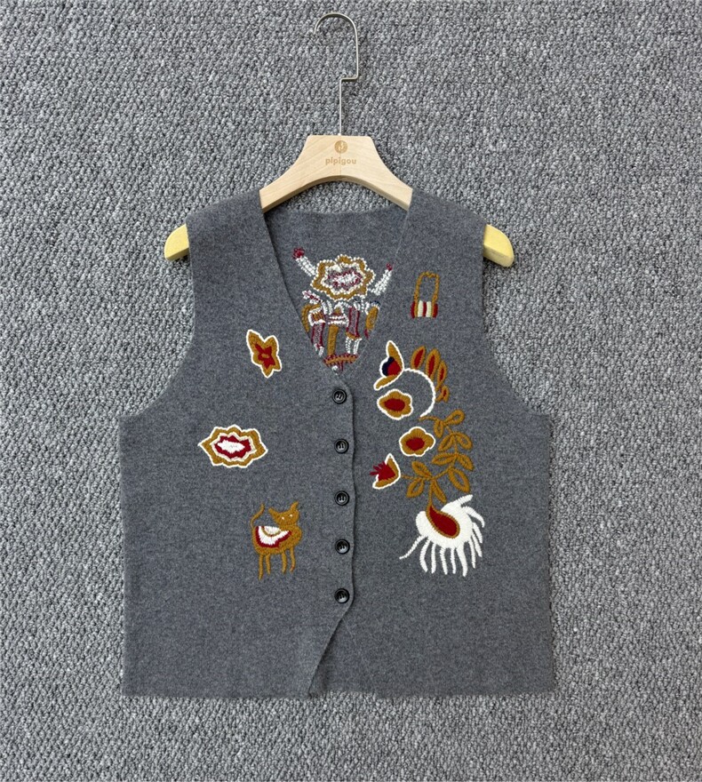 2025年秋季时尚百搭通勤简约休闲民族风马甲，女装马甲，巧奈羊绒