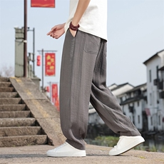 灰色